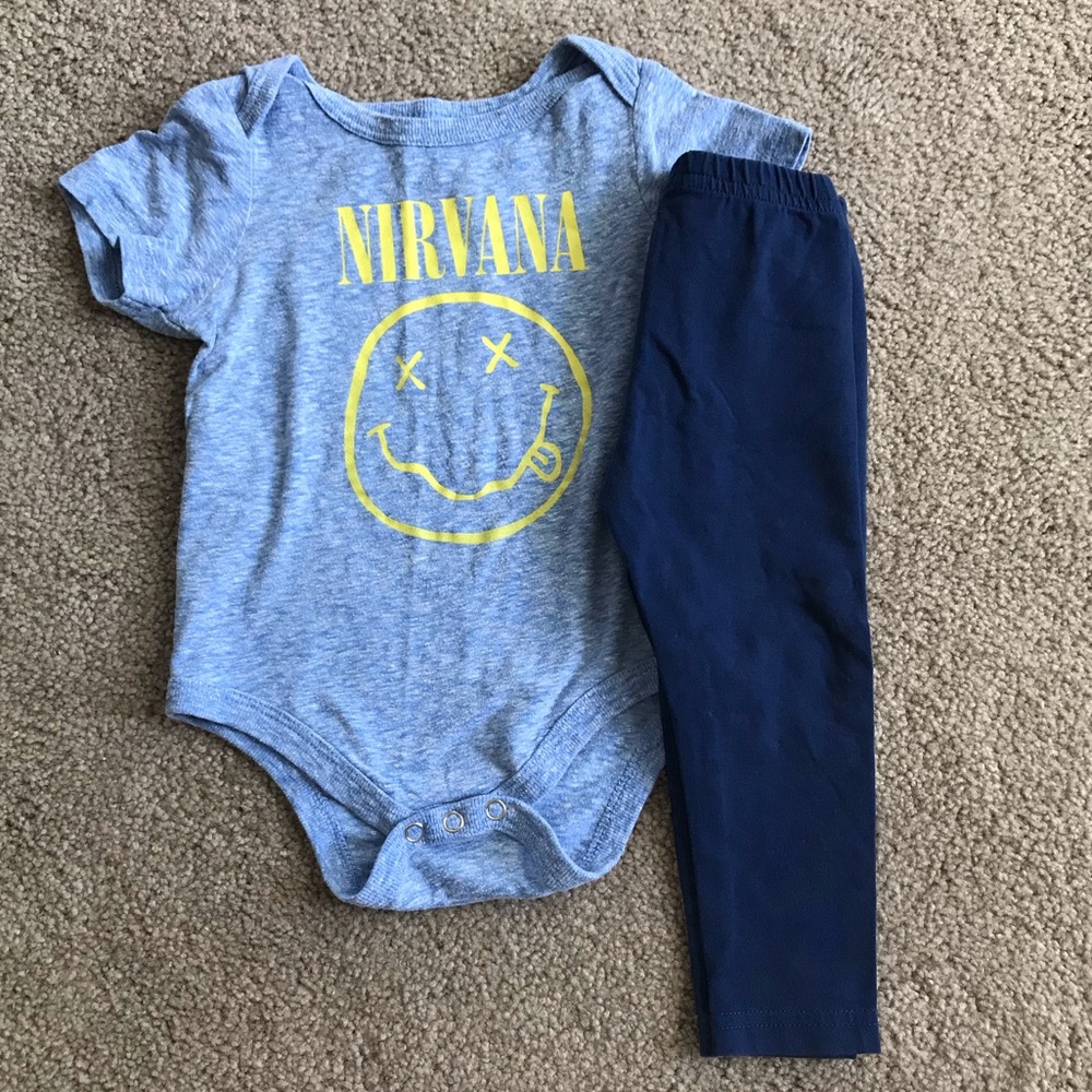 CLOSET CLOSING Nirvana onesie w/leggings 12M